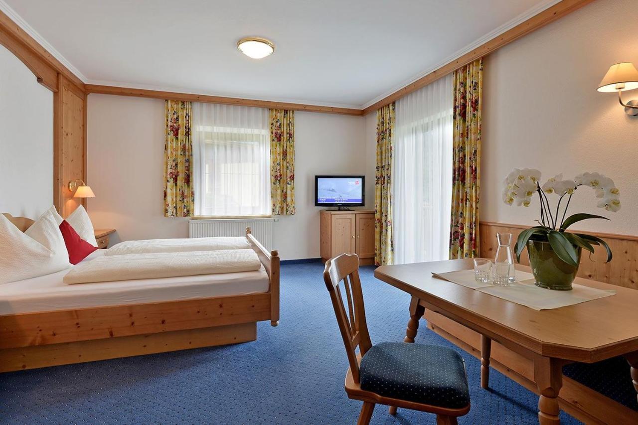 Pension Eberharter Майрхофен Экстерьер фото